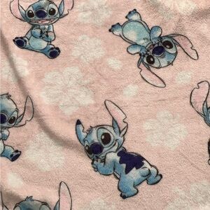 Stitch blanket